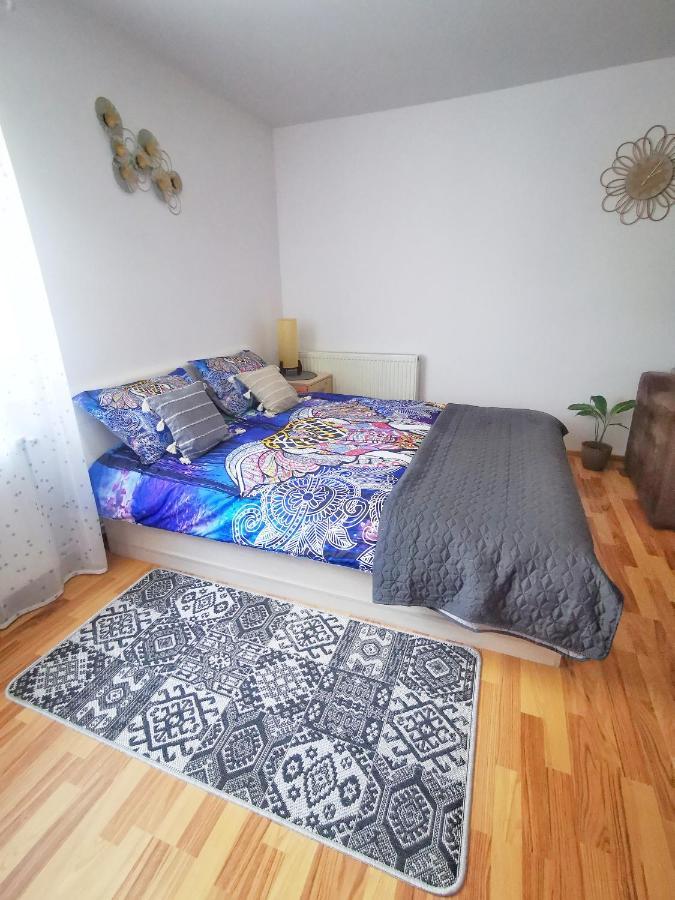 1 For Rent Hotell Cluj-Napoca Exteriör bild